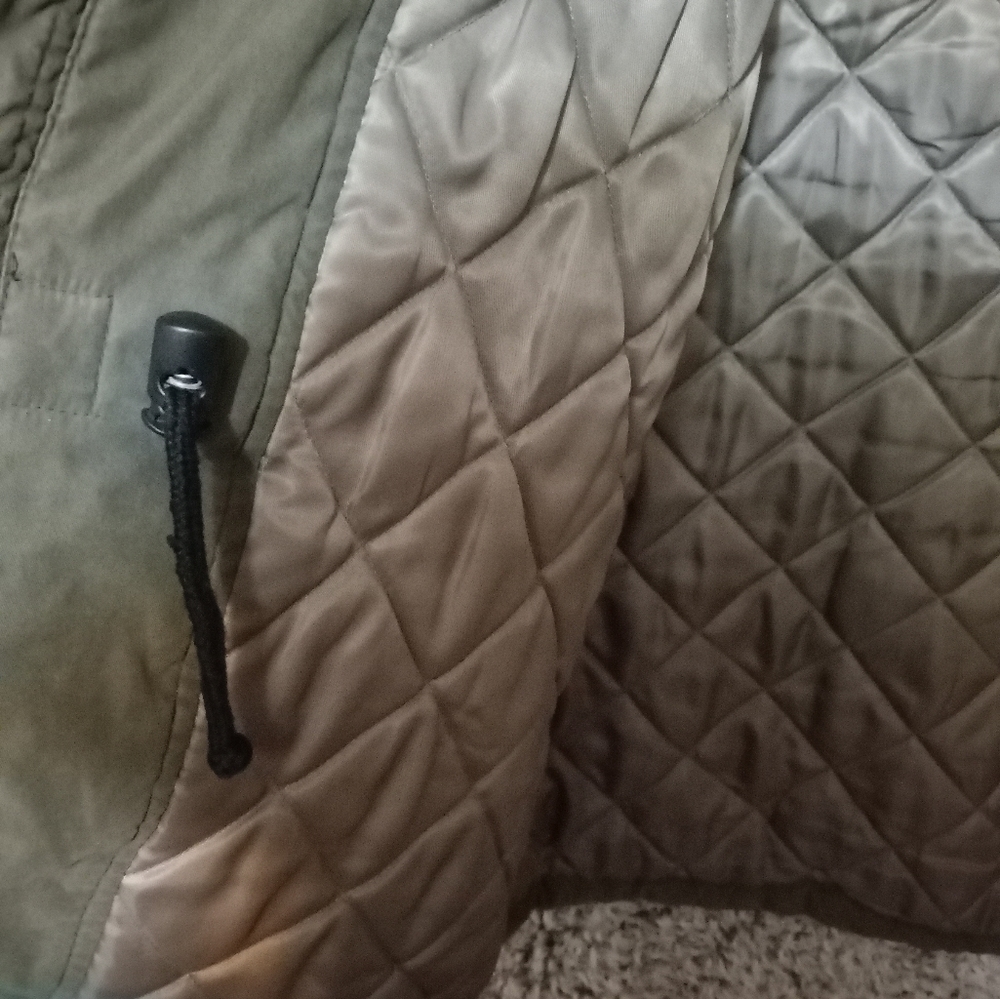 Men’s Jacket Mid Length Size Large olive color in Excellent Used Conditi… - Picture 5 of 13